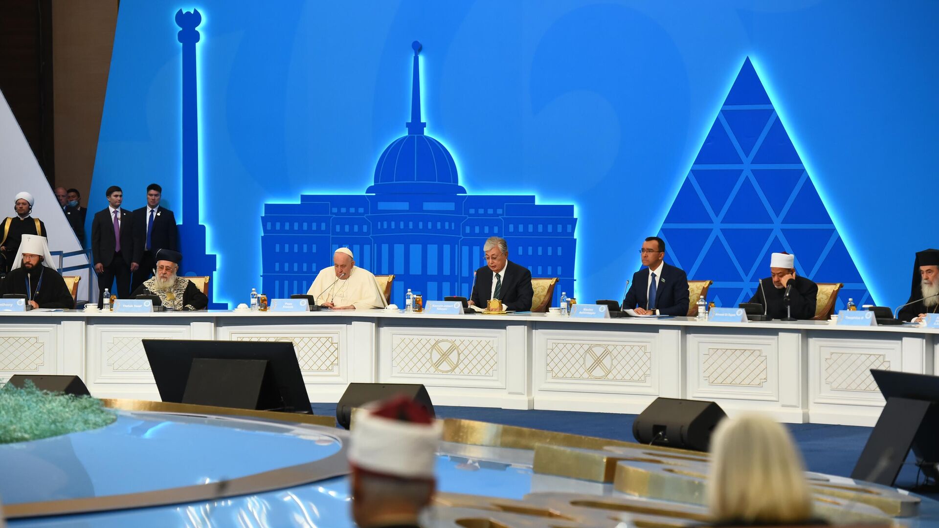 Касым-Жомарт Токаев выступает на VII Съезде лидеров мировых и традиционных религий  - Sputnik Казахстан, 1920, 14.09.2022