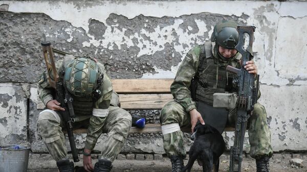 Российские военные отдыхают между боевыми дежурствами  - Sputnik Казахстан
