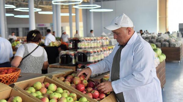Овощи на рынке - Sputnik Казахстан