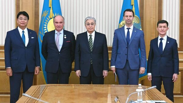 Глава государства провел встречу с руководителями зарубежных научных организаций
 - Sputnik Казахстан