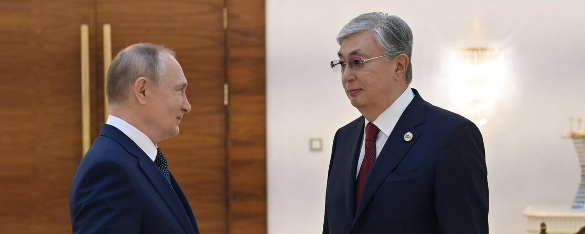 Владимир Путин и Касым-Жомарт Токаев на саммите СВМДА в Астане  - Sputnik Казахстан, 1920, 24.06.2023