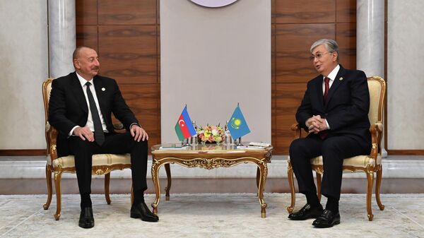 Президенты Казахстана и Азербайджана  - Sputnik Казахстан