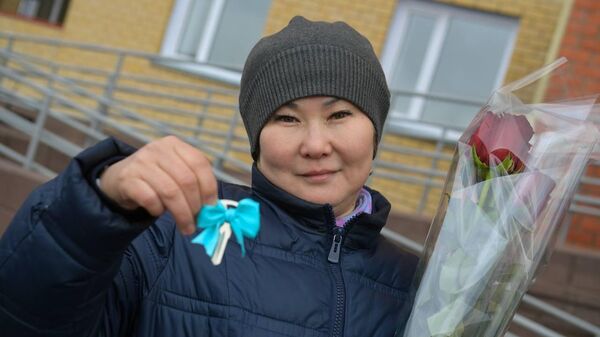 Более ста семей получили ключи от квартир в Экибастузе - Sputnik Казахстан