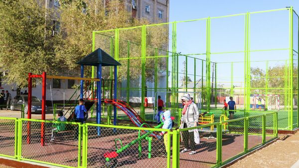 Сразу 80 детских и спортивных площадок сдали к празднику в Кызылординской области - Sputnik Казахстан