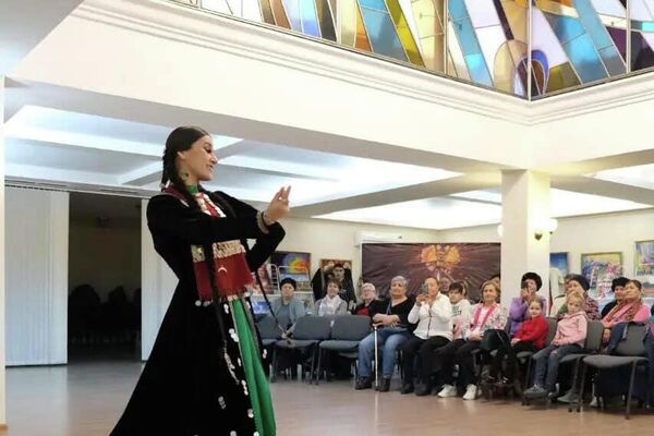 Концертом артистов из Башкирии стартовал Фестиваль национальных культур в Астане
 - Sputnik Казахстан