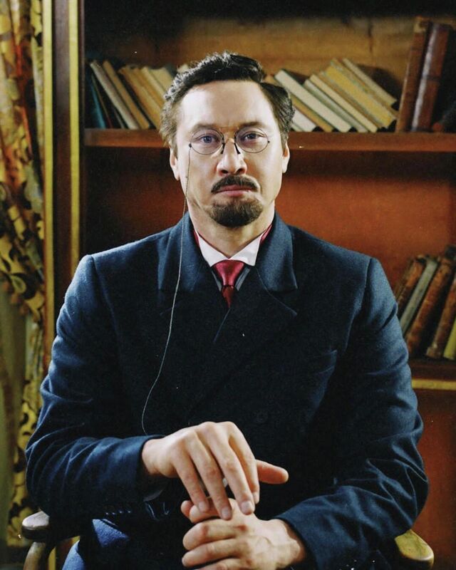 Пойыздағы орыс қыздары