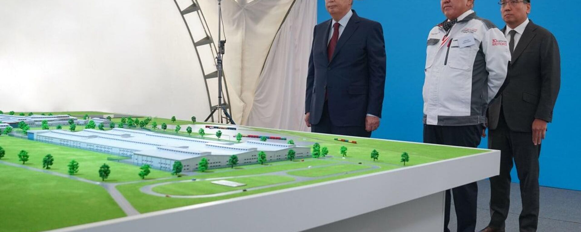Президент запустил строительство мультибрендового автомобильного завода в Алматы
  - Sputnik Казахстан, 1920, 15.11.2022