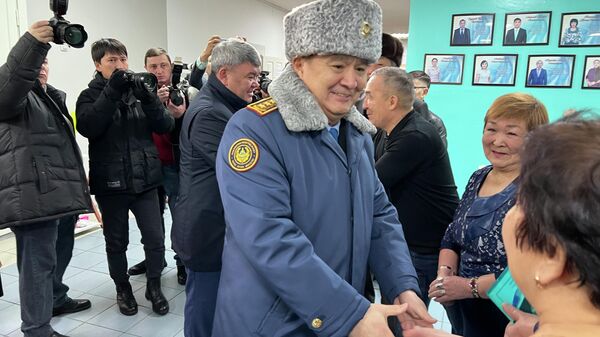 Глава МВД посетил сельскую школу в Северном Казахстане - Sputnik Казахстан
