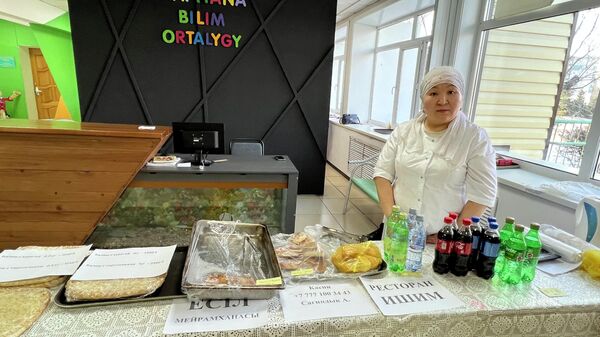 Ярмарки с продуктами по ценам ниже рыночных развернули на избирательных участках в Петропавловске - Sputnik Казахстан