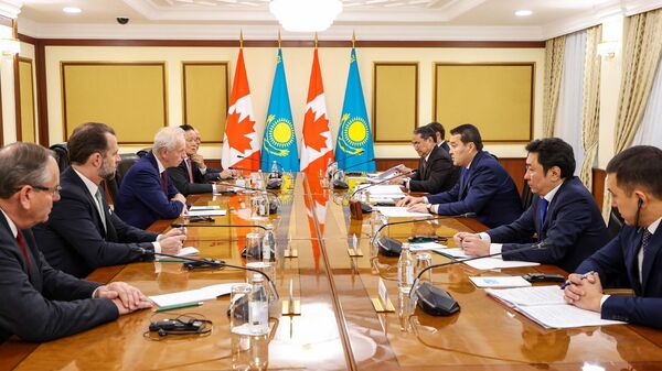 Алихан Смаилов провел встречу со Специальным посланником Канады по ЕС и Европе
 - Sputnik Казахстан
