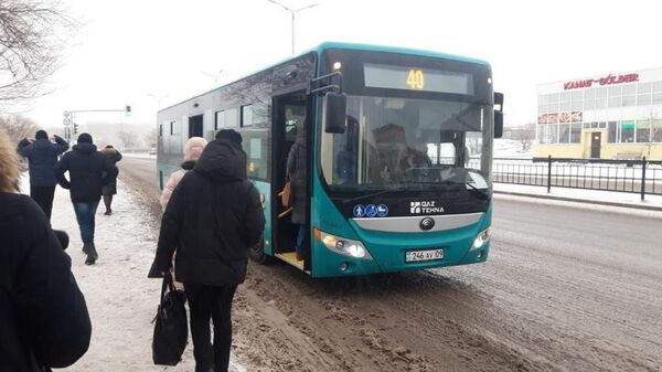35 новых автобусов вышли на маршруты в Караганде - Sputnik Казахстан