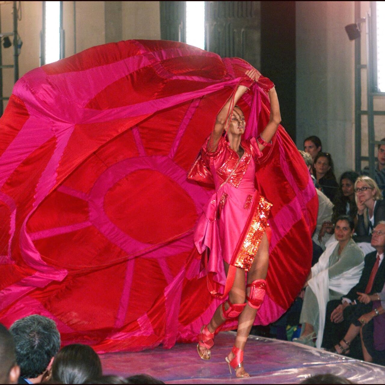 Пискадағы татуировкасы бар порно