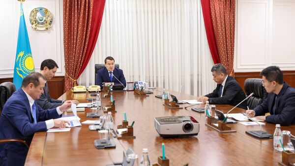 Алихан Смаилов встретился с вице-президентом компании CITIC Construction - Sputnik Казахстан