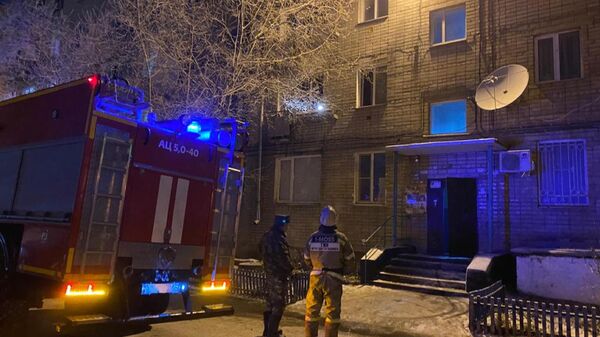 Из-за пожара в общежитии в Петропавловске пришлось эвакуировать 25 человек на мороз - Sputnik Казахстан