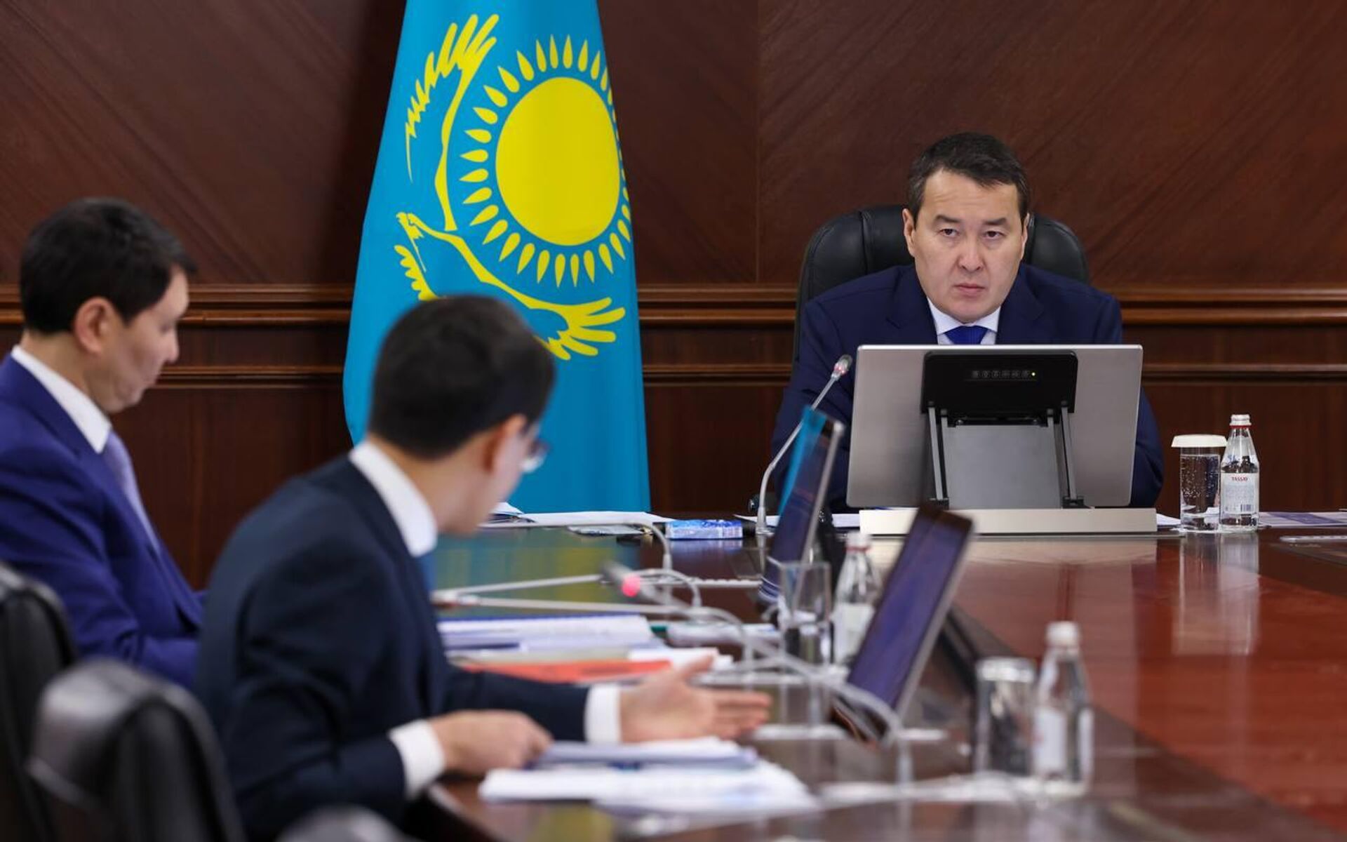 Заседание Комиссии по вопросам внедрения цифровизации - Sputnik Казахстан, 1920, 10.12.2022