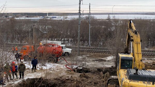 Порыв водовода в Петропавловске - Sputnik Казахстан