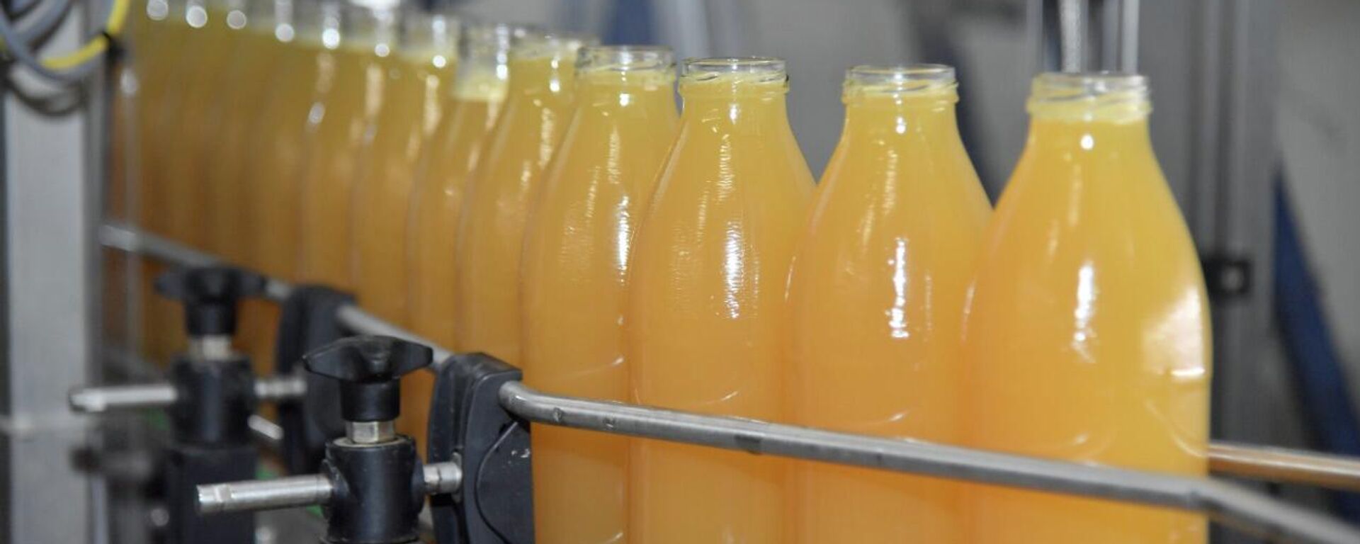 В Туркестанской области увеличился объем промышленной продукции  - Sputnik Қазақстан, 1920, 27.09.2025