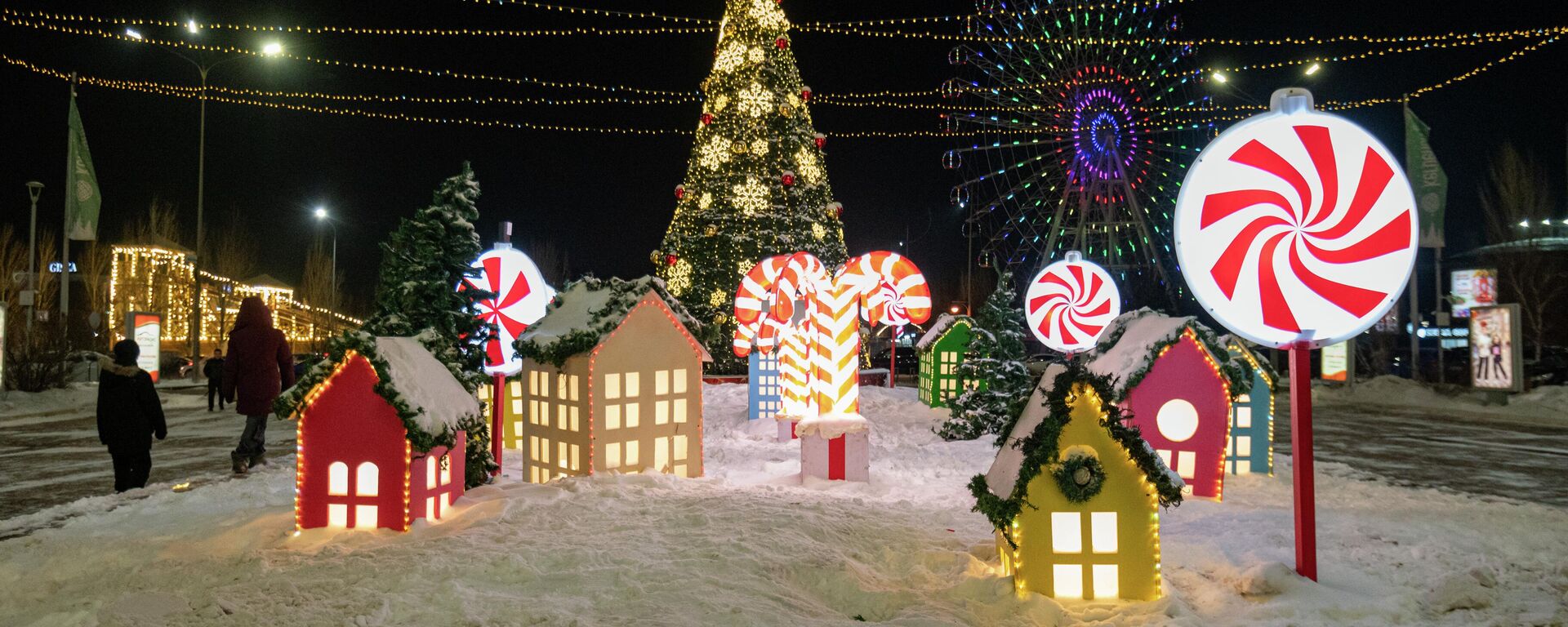 Астанадағы шырша - Sputnik Қазақстан, 1920, 17.12.2025