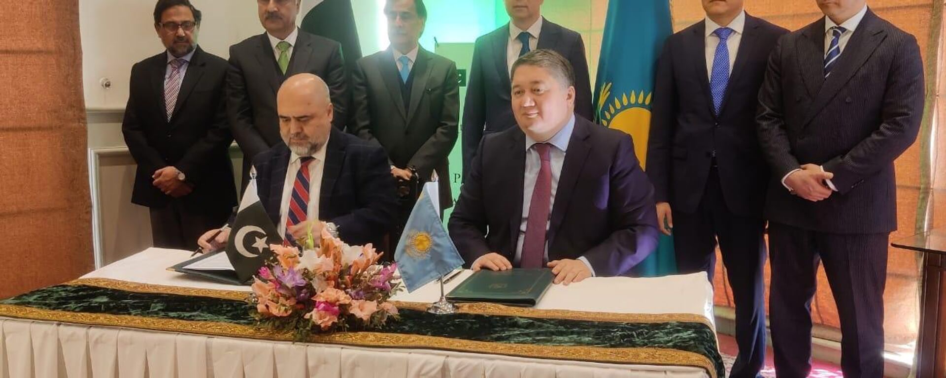 Подписано соглашение между авиационными властями Казахстана и Пакистана - Sputnik Казахстан, 1920, 23.12.2022