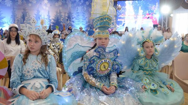 Патриотические карнавальные наряды, сшитые в Айыртауском детском доме, производят настоящий фурор на всю республику - Sputnik Казахстан