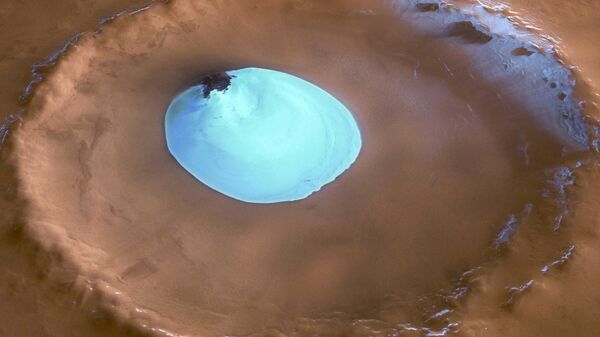 Вид на кратер на Великой Северной равнине планеты Марс - Sputnik Казахстан