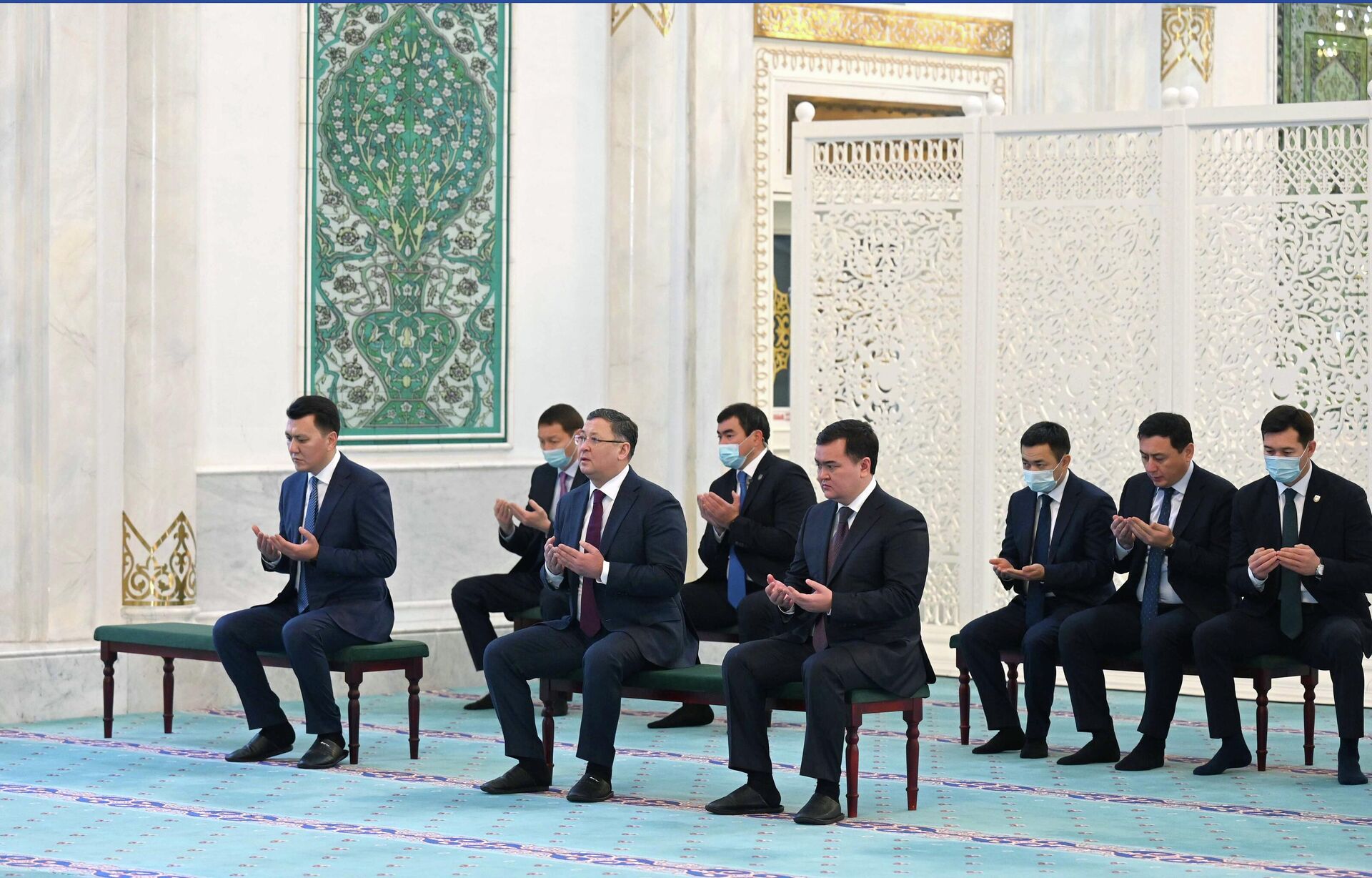 Глава государства посетил мечеть Хазрет Султан - Sputnik Казахстан, 1920, 05.01.2023