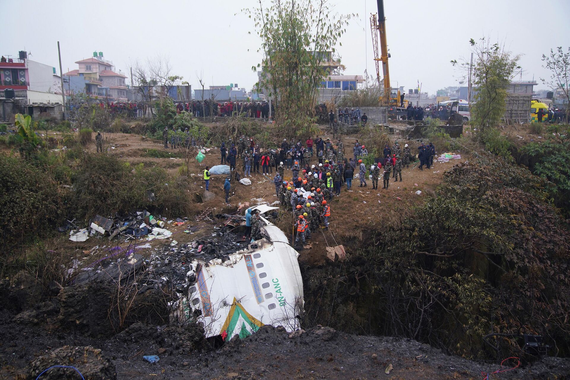 Пассажирский самолет с 72 людьми на борту разбился недалеко от международного аэропорта Покхара в Непале, 15 января 2022 г. - Sputnik Казахстан, 1920, 16.01.2023