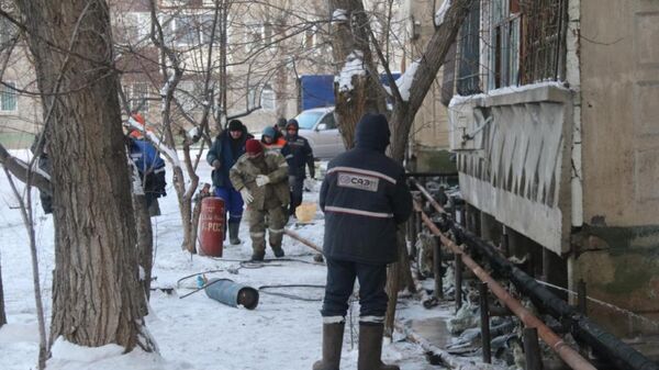 В Экибастузе продолжают ремонтировать теплосети  - Sputnik Казахстан