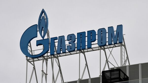 Вывеска на офисе ПАО Газпром. Архивное фото - Sputnik Казахстан