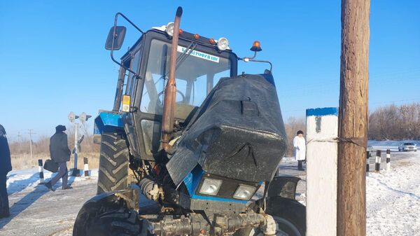 Трактор попал под товарный поезд в Жетысуской области  - Sputnik Казахстан