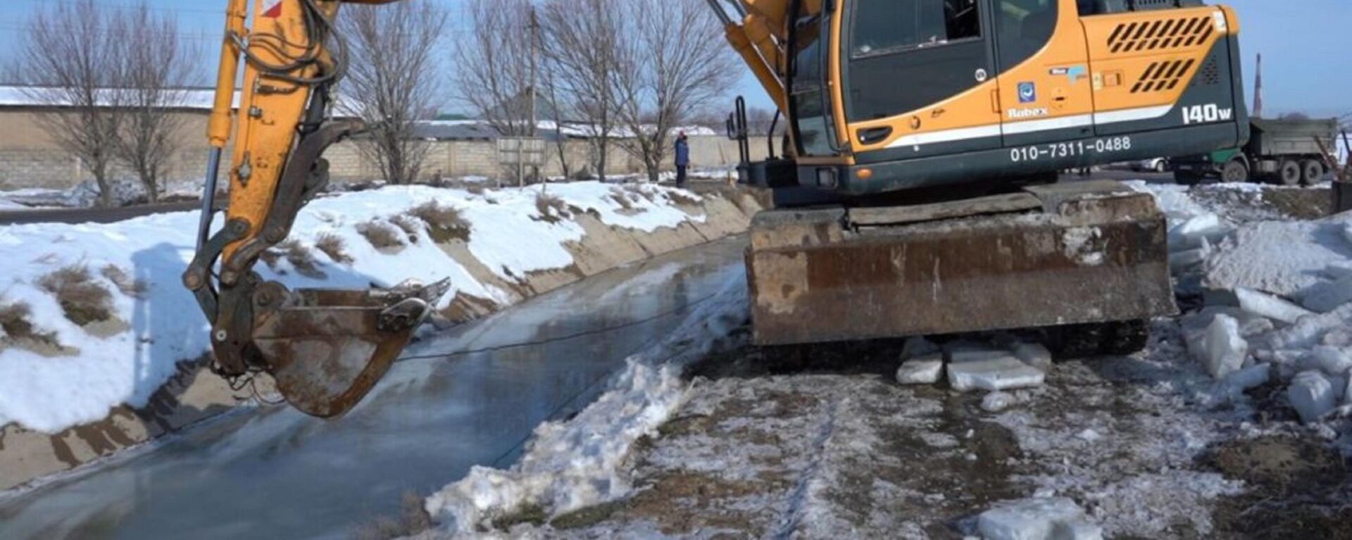 В Шымкенте работа по подготовке к паводку продолжается - Sputnik Казахстан, 1920, 29.01.2023