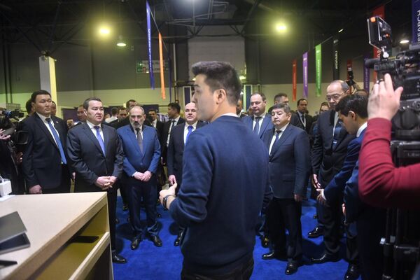 Мишустин посетил ежегодный международный форум по цифровизации Digital Almaty-2023 Цифровое партнерство в новой реальности в Алматы - Sputnik Казахстан