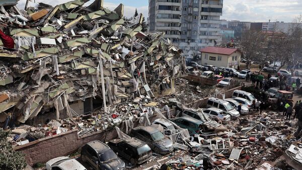 Вид на разрушения в турецком городе Кахраманмараш - Sputnik Казахстан