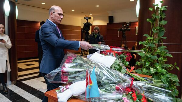 Как заявил президент Токаев, Казахстан окажет всестороннюю помощь Турции. - Sputnik Казахстан