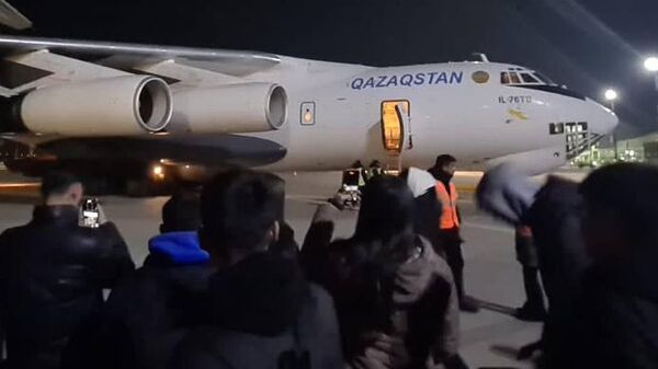 Вторая группа казахстанцев благополучно вернулась из Турции - Sputnik Казахстан