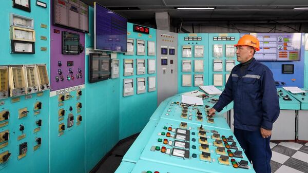 Глава Кабмина посетил городскую котельную Баскуат мощностью порядка 200 Гкал/час - Sputnik Казахстан