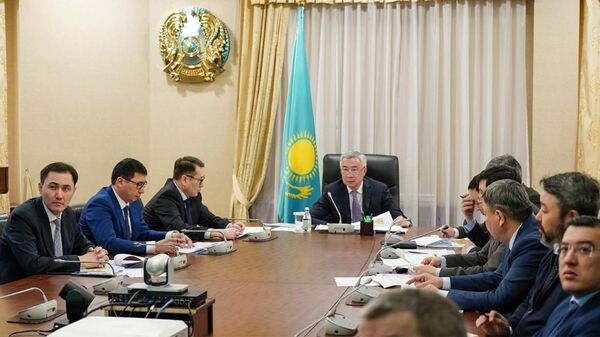Серик Жумангарин провел совещание по стабилизации цен на социально значимые продукты - Sputnik Казахстан