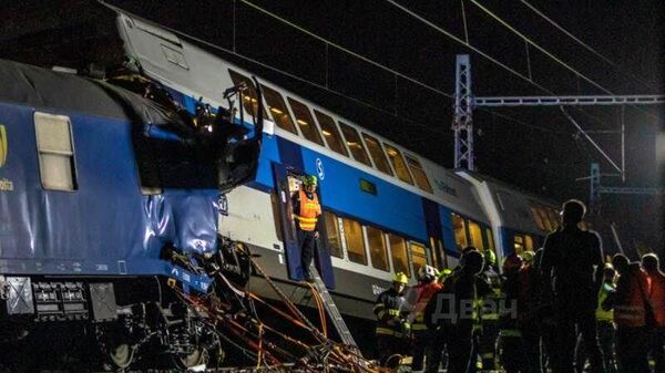 Два поезда столкнулись в Греции: 16 человек погибли - Sputnik Казахстан