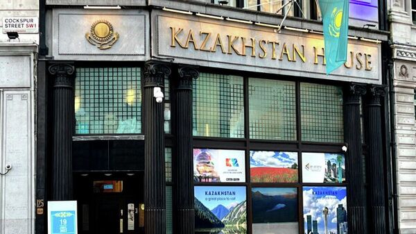 Казахстанцы за рубежом могут проголосовать на избирательных участках в диппредставительствах республики - Sputnik Казахстан