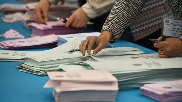 Подсчет голосов. Парламентские выборы в Казахстане-2023 - Sputnik Казахстан