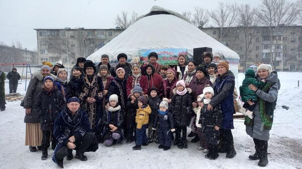 В Караганде жители многоэтажки отметили Наурыз всем двором
 - Sputnik Казахстан