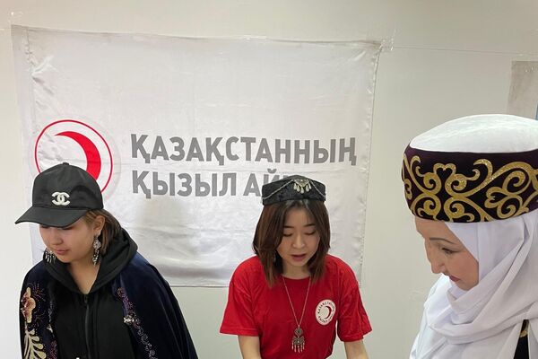 Ярмарка изделий народных умельцев области открылась в Наурыз в Павлодаре - Sputnik Казахстан