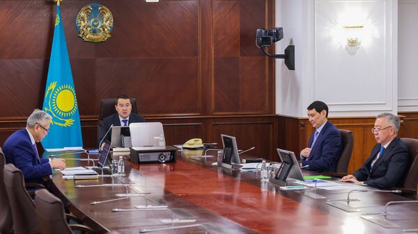 Заседание Комиссии по вопросам цифровизации под председательством Алихана Смаилова - Sputnik Казахстан