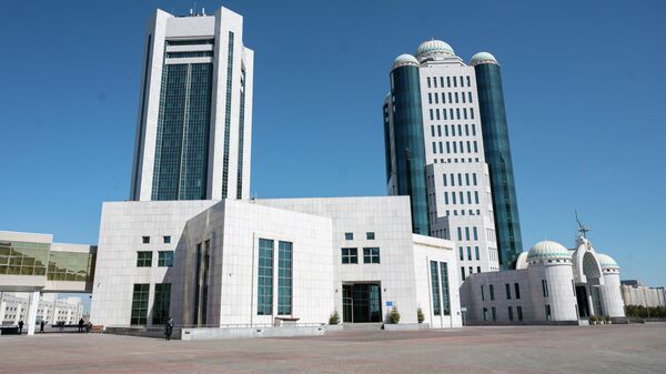 Здание парламента Казахстана в Астане - Sputnik Казахстан