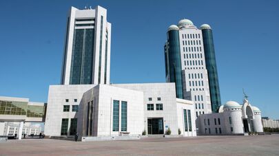 Здание парламента Казахстана