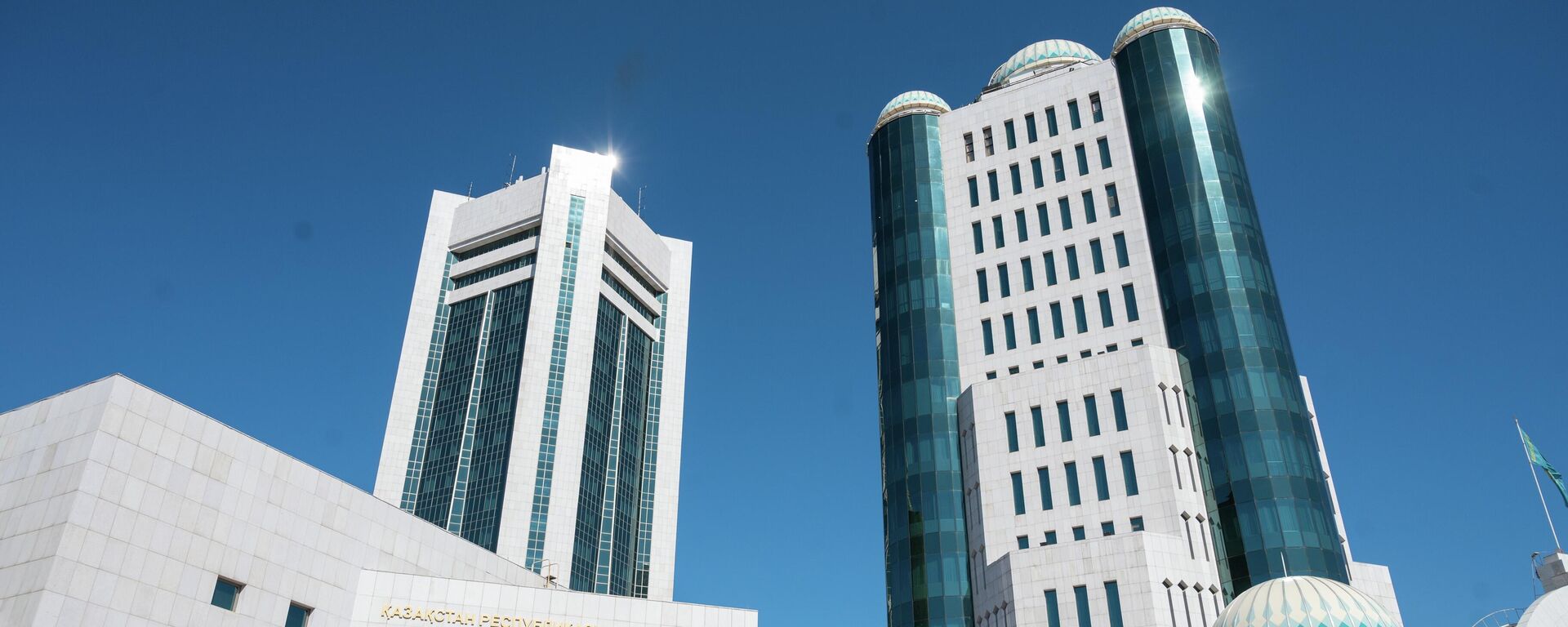 Здание парламента Казахстана - Sputnik Казахстан, 1920, 23.06.2025