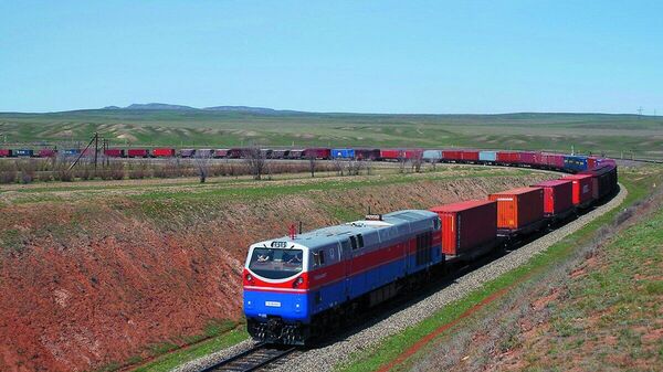 Грузовой поезд - Sputnik Казахстан