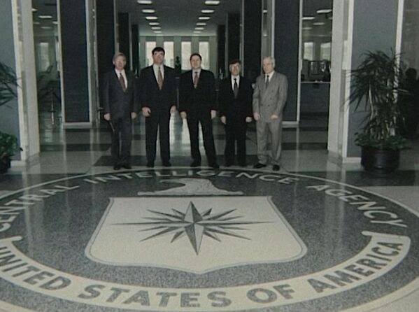 В 1998–2000 годах Сергей Николаевич – официальный представитель Службы внешней разведки в Вашингтоне. - Sputnik Казахстан