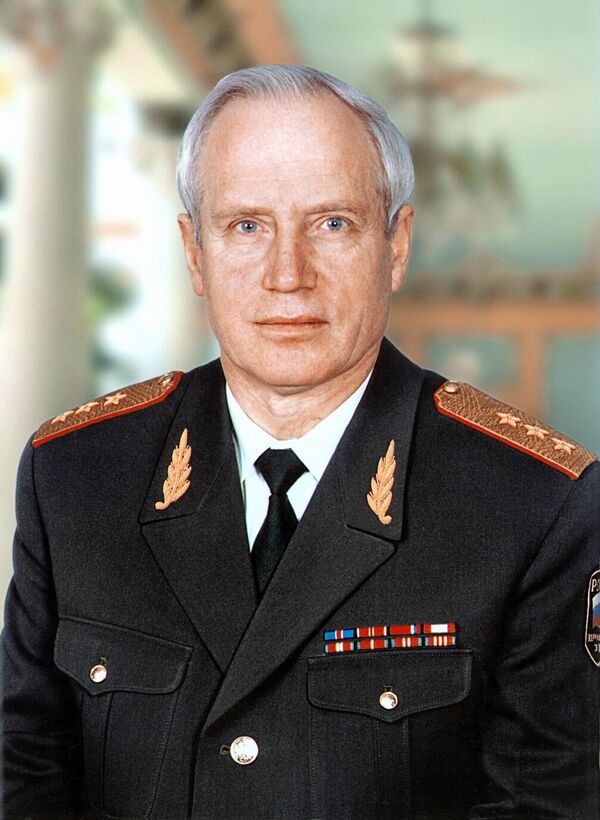20 мая 2000 года Лебедев назначен на пост директора СВР России. Через три года ему будет присвоено звание генерала армии. - Sputnik Казахстан