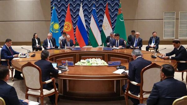 В Самарканде прошло шестое заседание министров иностранных дел Центральной Азии и России - Sputnik Казахстан